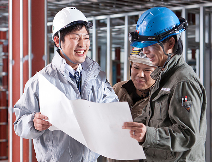 三陽建設の社員