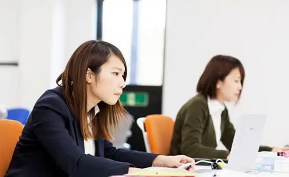 三陽建設で働く女性社員