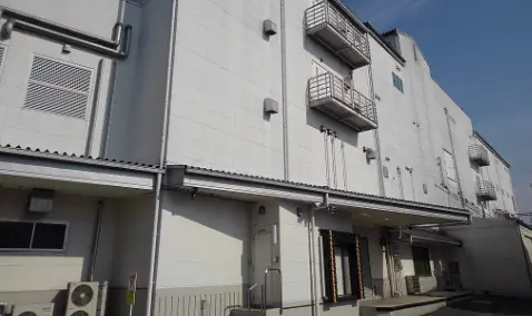 製薬会社外装改修ビフォー